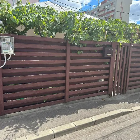 Tiny Traditional House Σπίτι διακοπών Βουκουρέστι